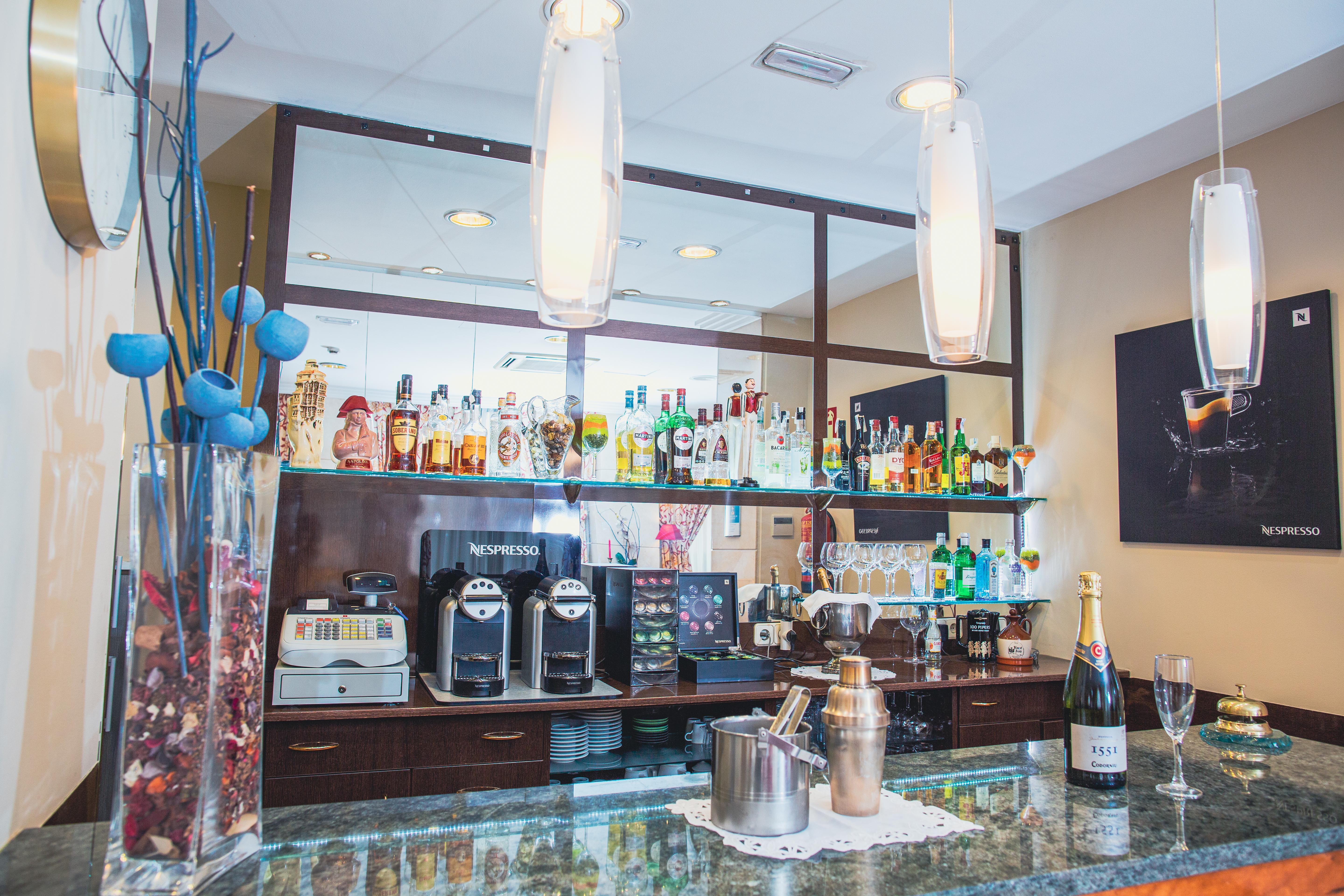 Hotel Cason Del Tormes By Happyculture Madrid Ngoại thất bức ảnh