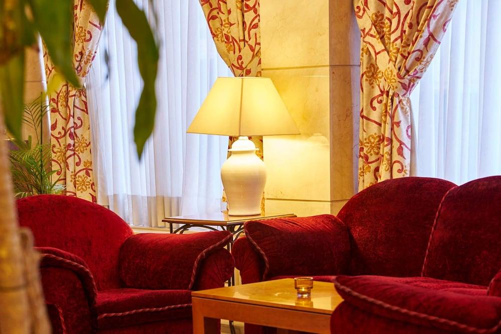 Hotel Cason Del Tormes By Happyculture Madrid Ngoại thất bức ảnh