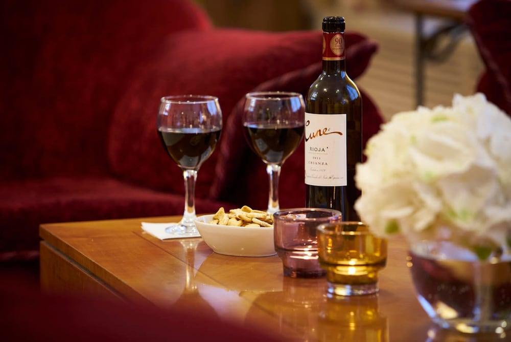 Hotel Cason Del Tormes By Happyculture Madrid Ngoại thất bức ảnh